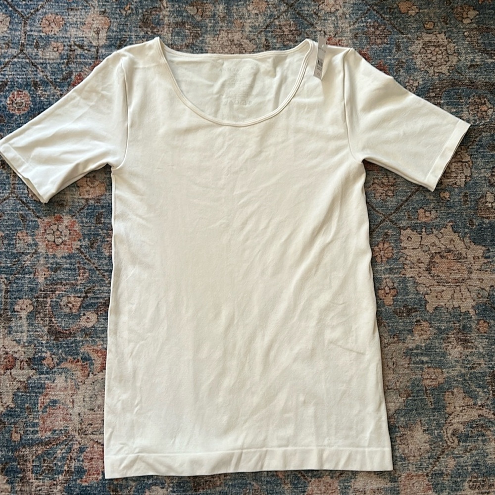 Stretchy layering tee